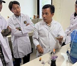 Mahasiswa KKN UB Ajarkan Petani Milenial Produksi Agens Hayati untuk Pertanian Berkelanjutan